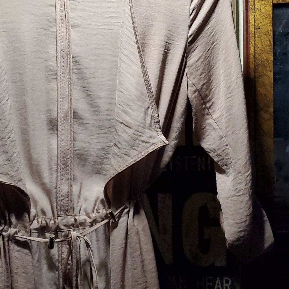 DIVIDED Drawstring Utility Kimono - Picture 6 of 7